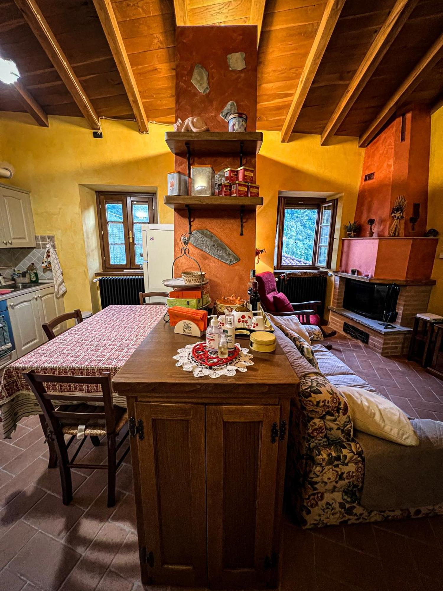Old Village Linda - Tra Lunigiana & Cinque Terre Comano  Екстер'єр фото