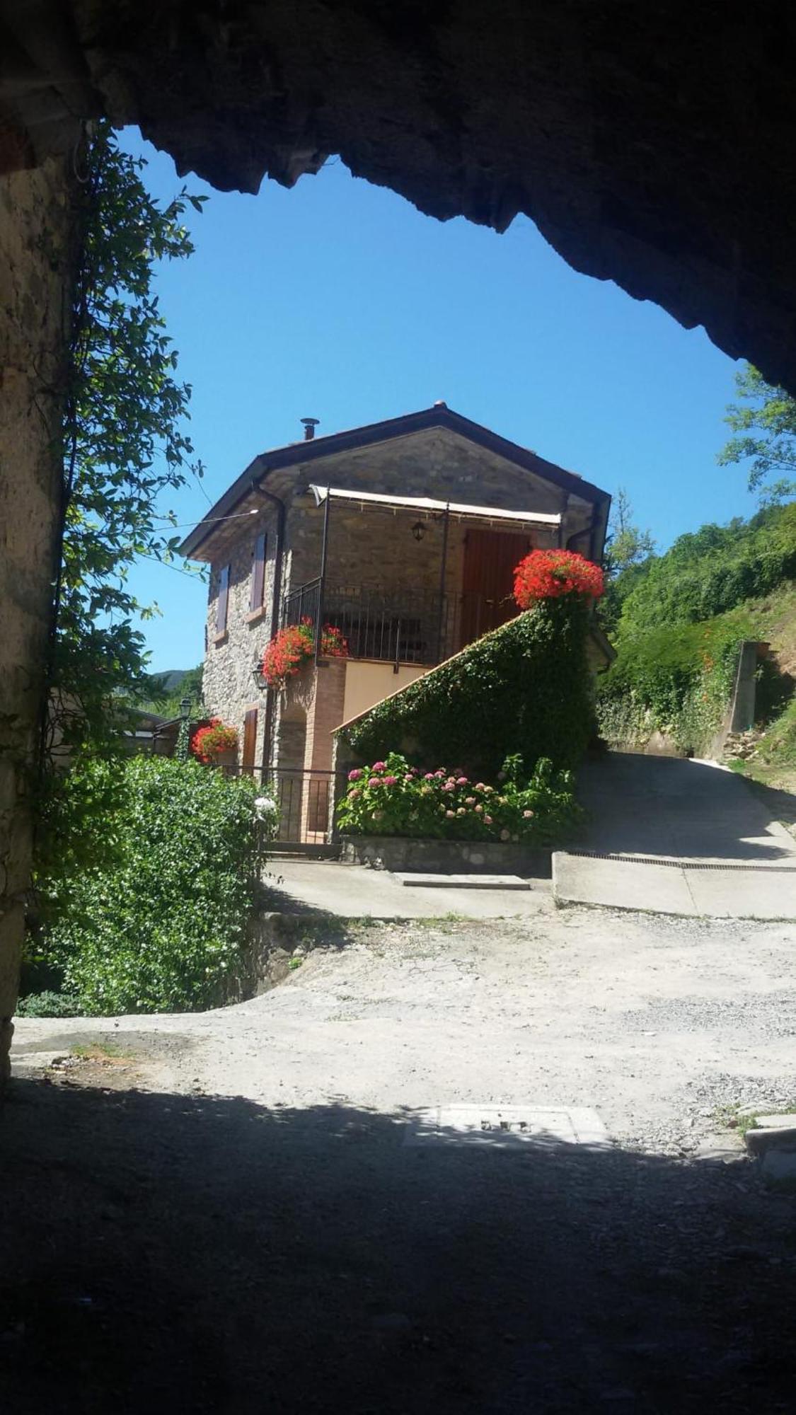 Old Village Linda - Tra Lunigiana & Cinque Terre Comano  Екстер'єр фото